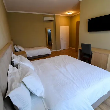 Ξενοδοχείο Santo *