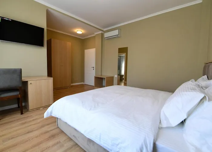 Santo * Σκόδρα