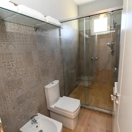 Santo فندق شكودر